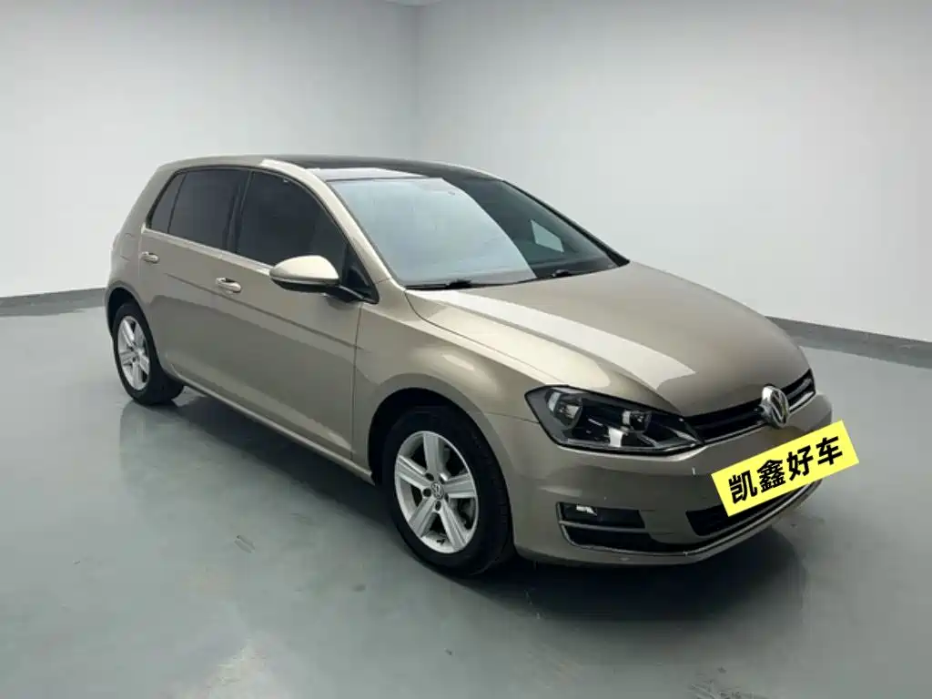 Volkswagen Golf 2015 1.6L Automatic Comfort фото 3