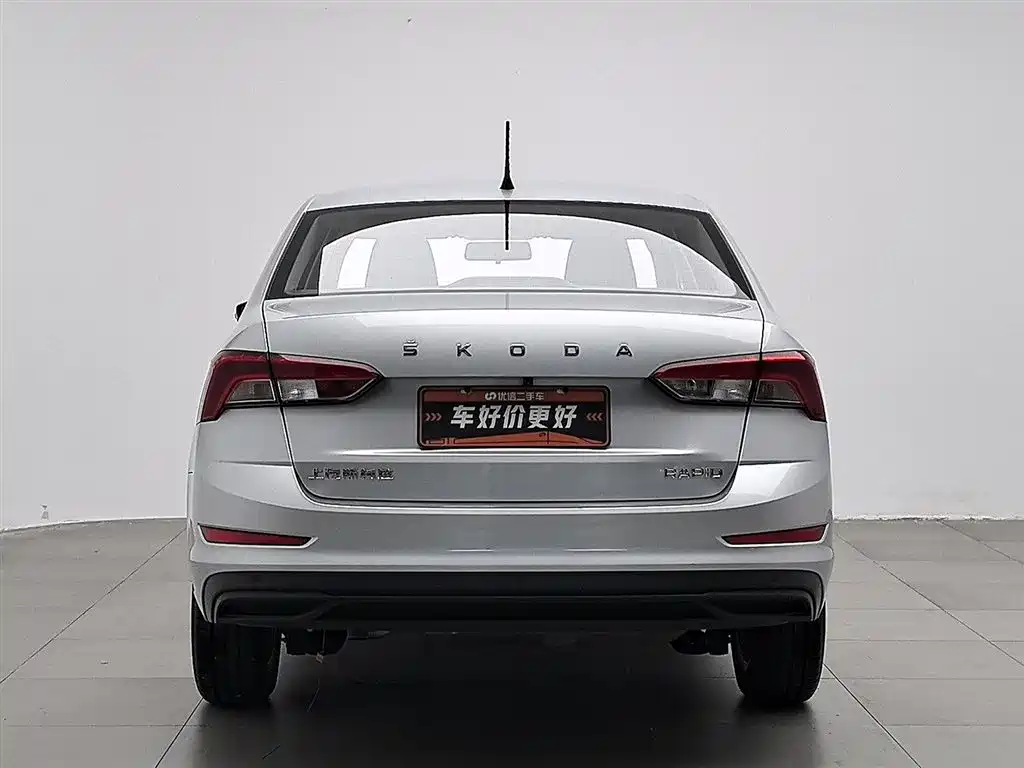 Škoda Rapid 2020 1.5L Manual Standard фото 4