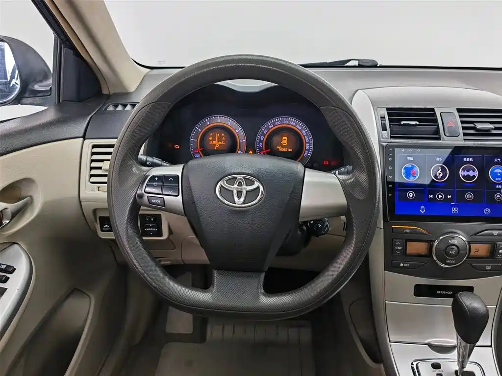 Toyota Corolla 2012 Styling Edition 1.8L CVT GL-i фото 11
