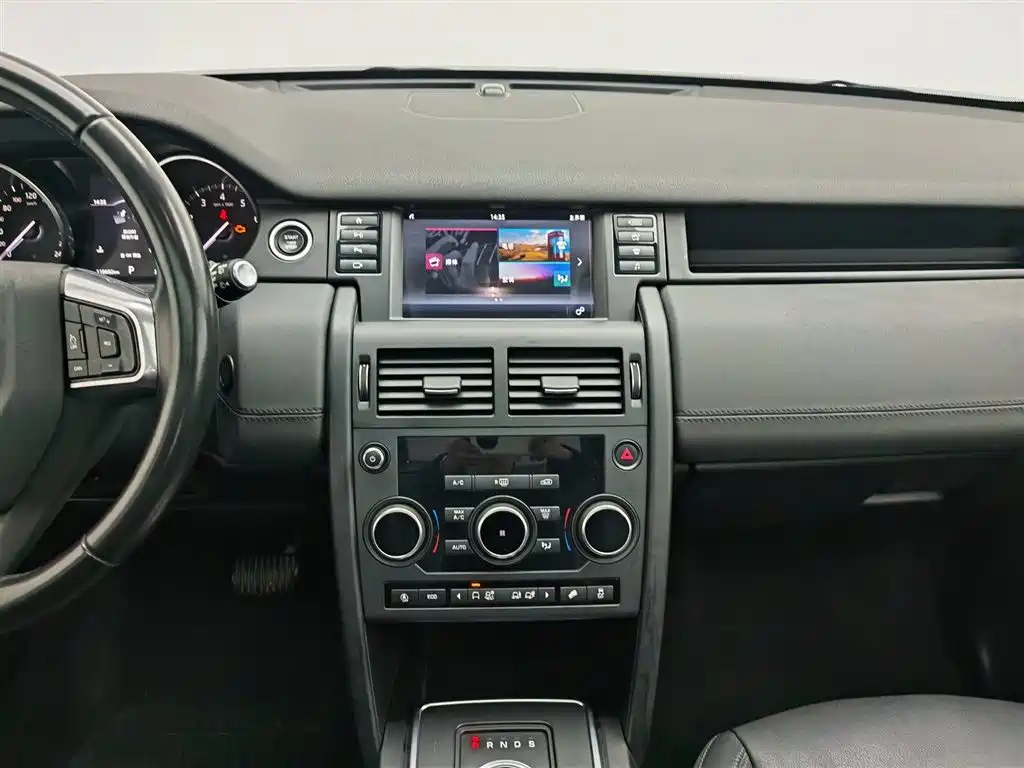 Land Rover Discovery Sport 2019 240PS PURE Edition China VI фото 12