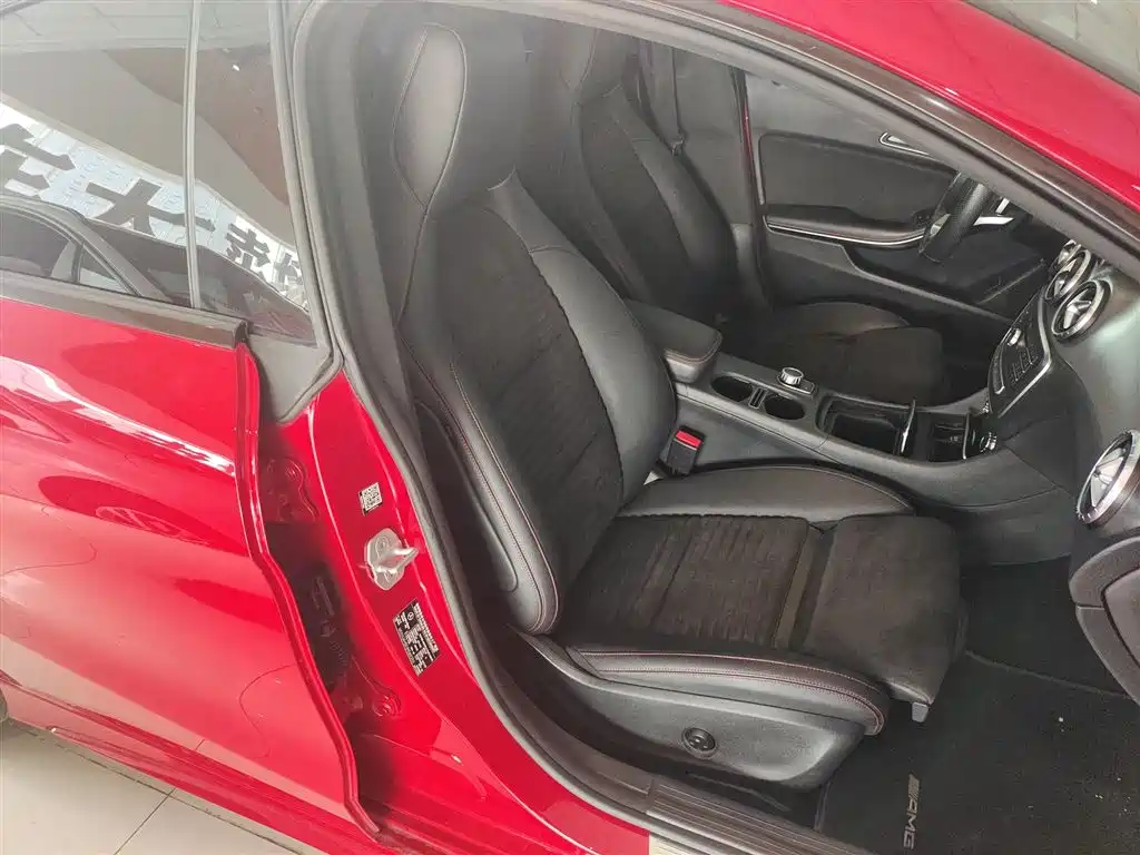 Mercedes-Benz CLA (Import) 2017 Facelift CLA 220 4MATIC фото 20