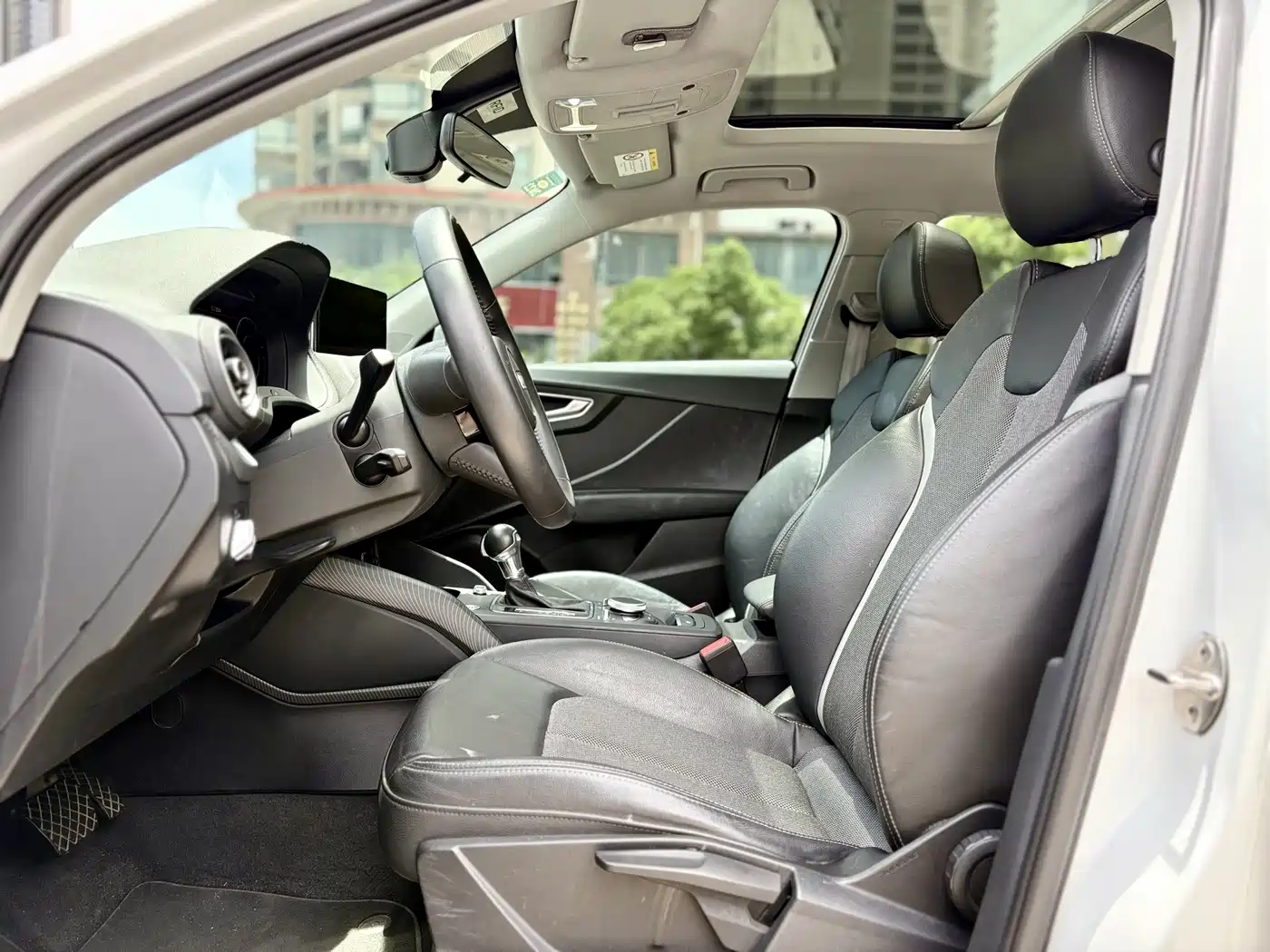 Фото 4 - Audi Q2L e-tron