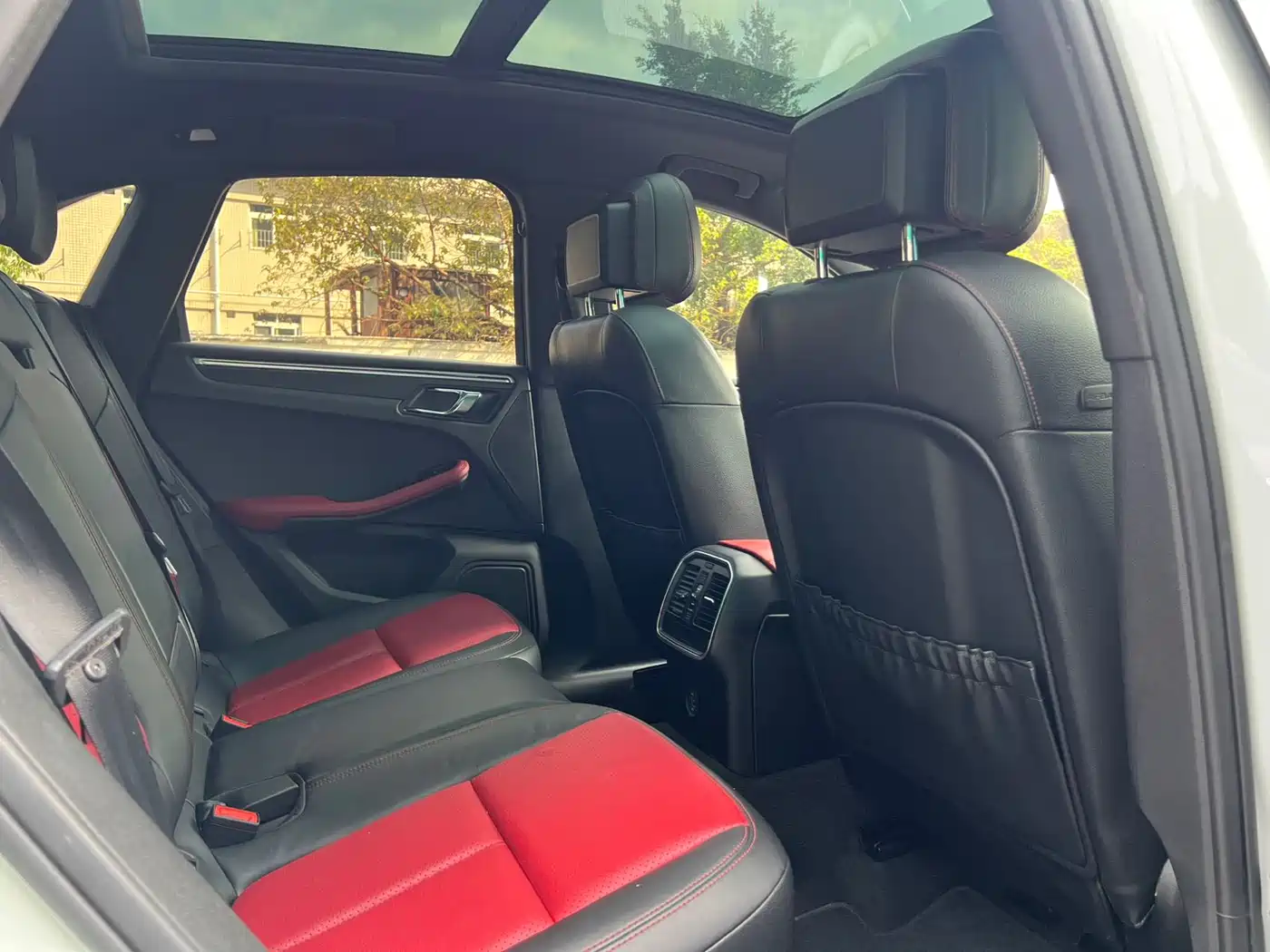 Porsche Macan 2017 Macan 2.0T фото 13