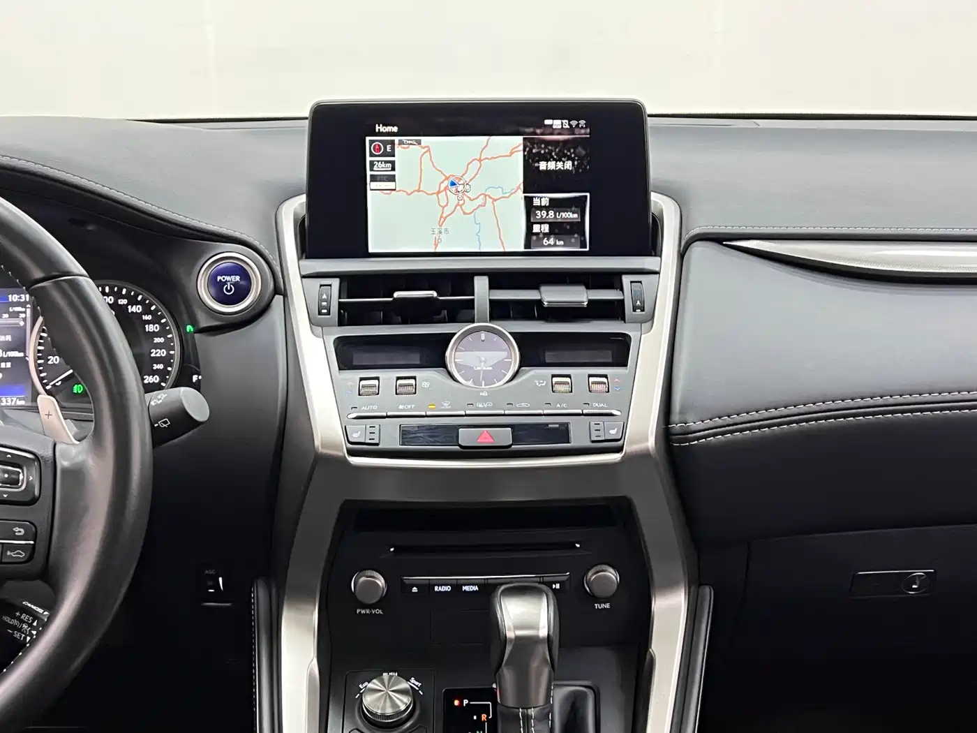 Lexus NX 2020 300h FWD F Sport China VI фото 24