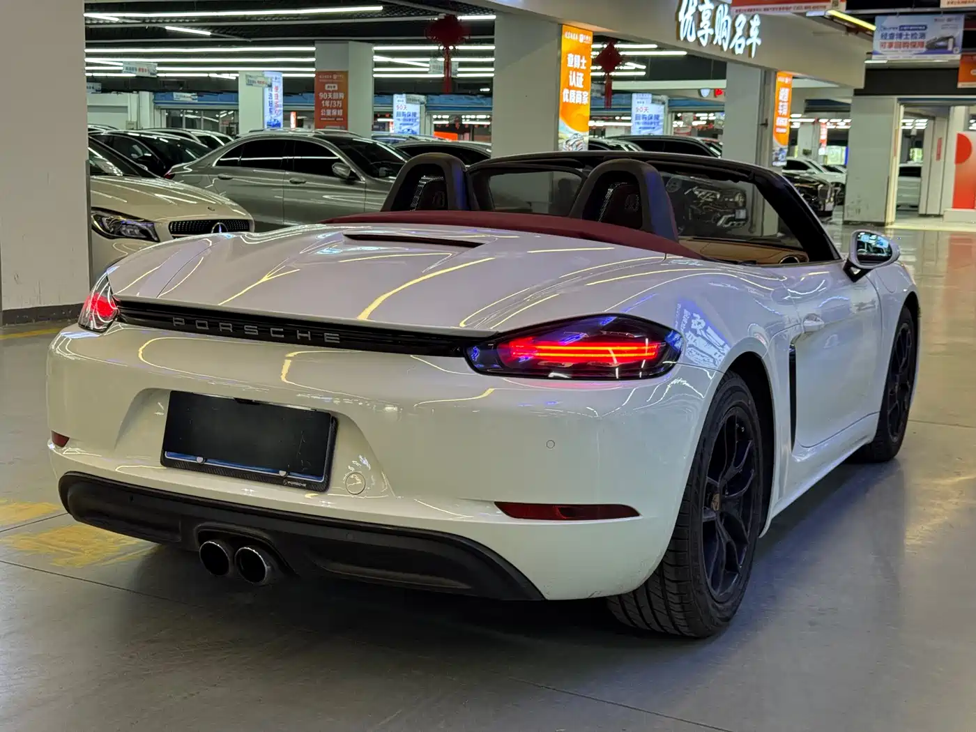 Porsche 718 2018 Boxster 2.0T фото 25