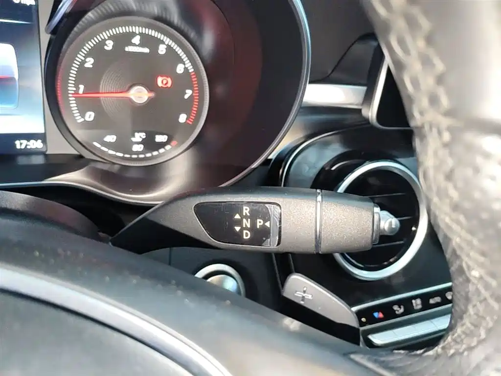 Mercedes-Benz C-Class 2017 C 200 L Sport фото 10