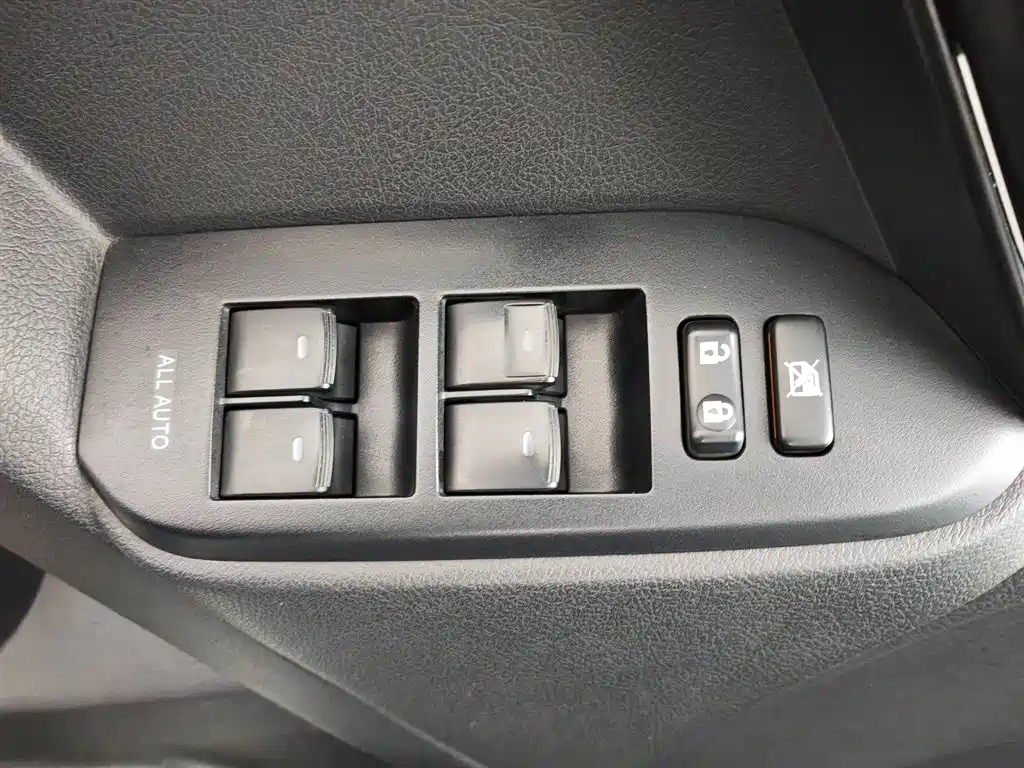 Toyota Prado 2016 2.7L Auto Standard Edition фото 9
