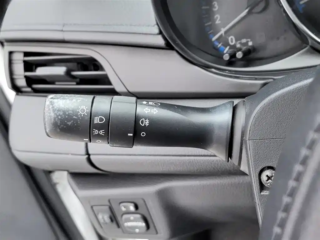 Toyota Vios 2019 1.5L Manual Chuangxing Edition фото 21