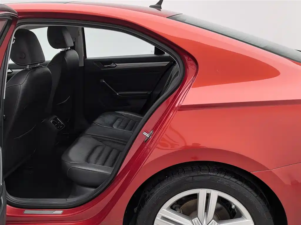 Volkswagen Lamando 2017 280TSI DSG Comfort Edition фото 15