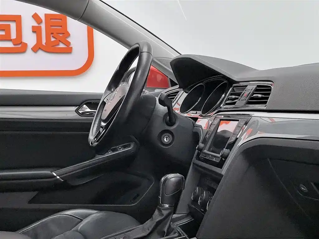 Volkswagen Lamando 2017 280TSI DSG Comfort Edition фото 22