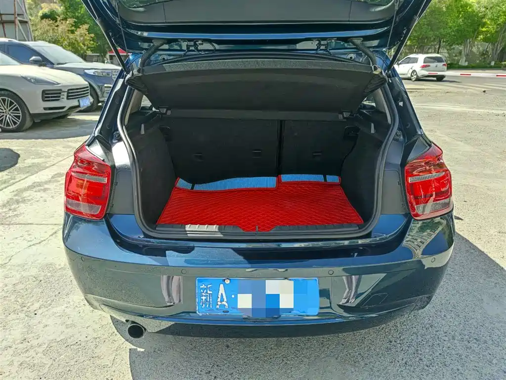 BMW 1 Series (Import) 2013 Facelift 118i Leading Model фото 18