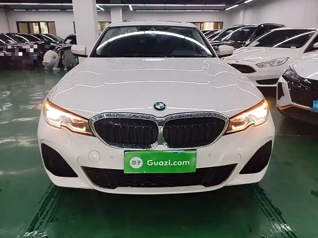 BMW 3 Series 2022 325Li M Sport Package фото 3