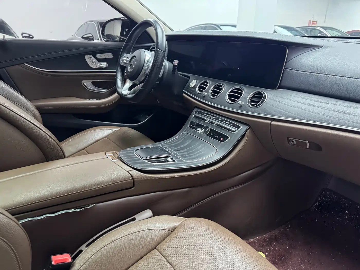 Mercedes-Benz E-Class 2020 Facelift E 300 L Sport Fashion фото 17