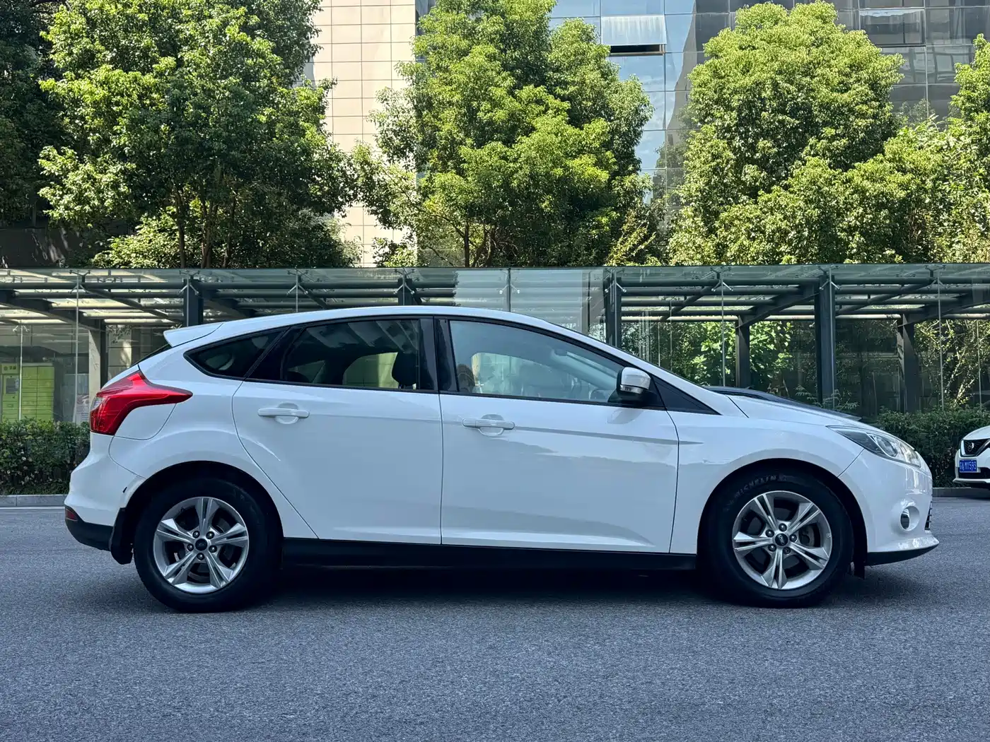 Ford Focus 2014 2012 Hatchback 1.6L Automatic Trend