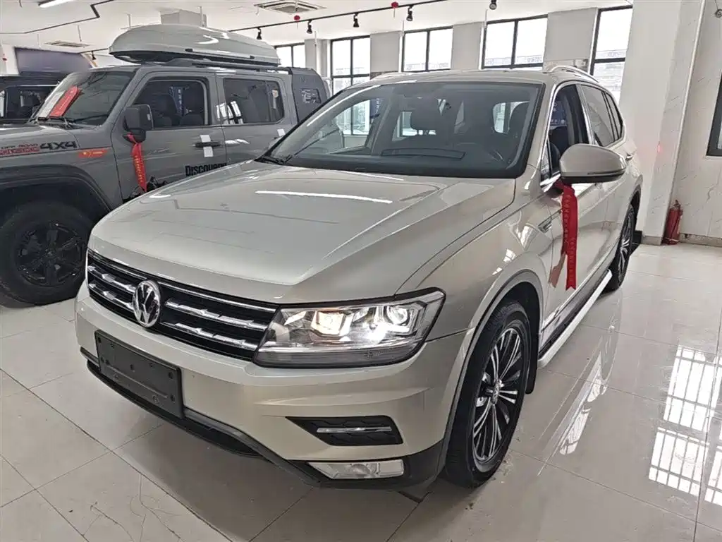 Volkswagen Tiguan L 2019 Facelift 330TSI Auto 2WD Panorama Comfort China VI фото 2
