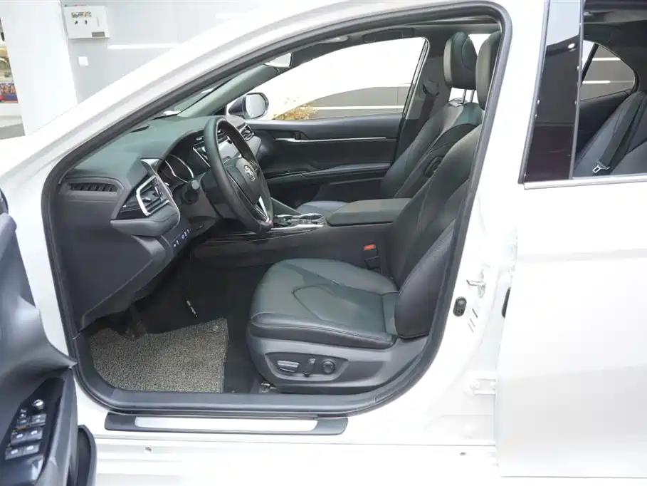 Toyota Camry 2019 2.5G Luxury (China V) фото 14