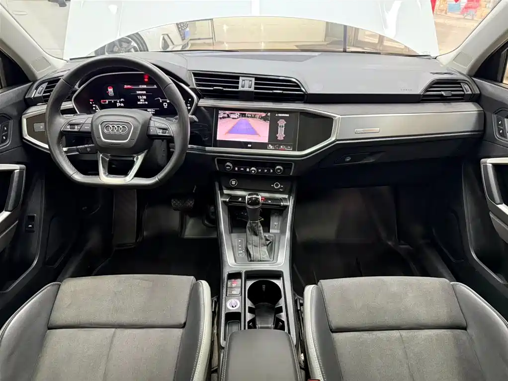 Audi Q3 2022 35 TFSI Fashion Dynamic фото 16