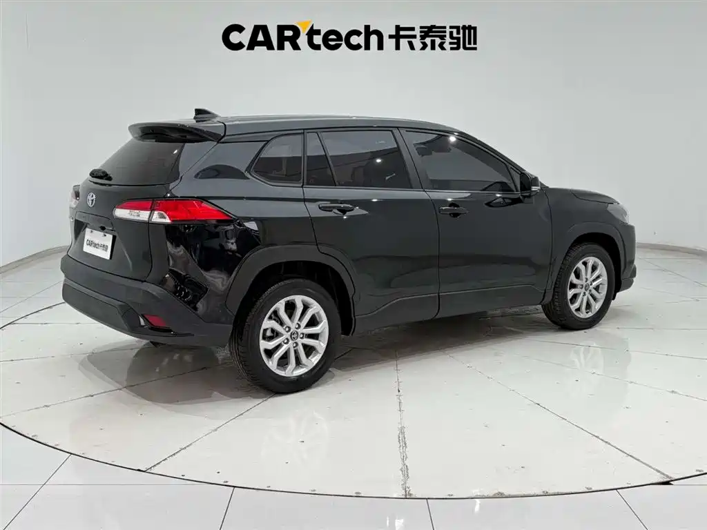 Toyota Frontlander 2024 2.0L CVT Leading Plus Edition фото 11