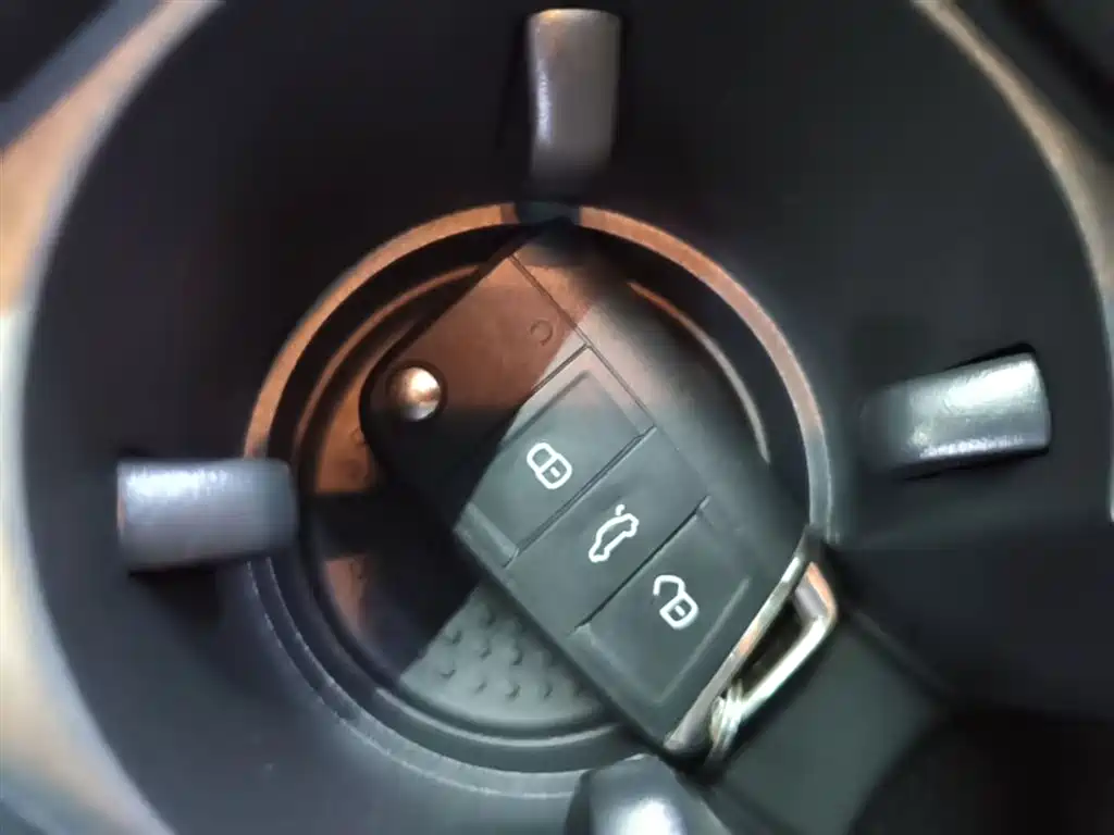 Volkswagen Golf 2016 230TSI Automatic Luxury фото 9