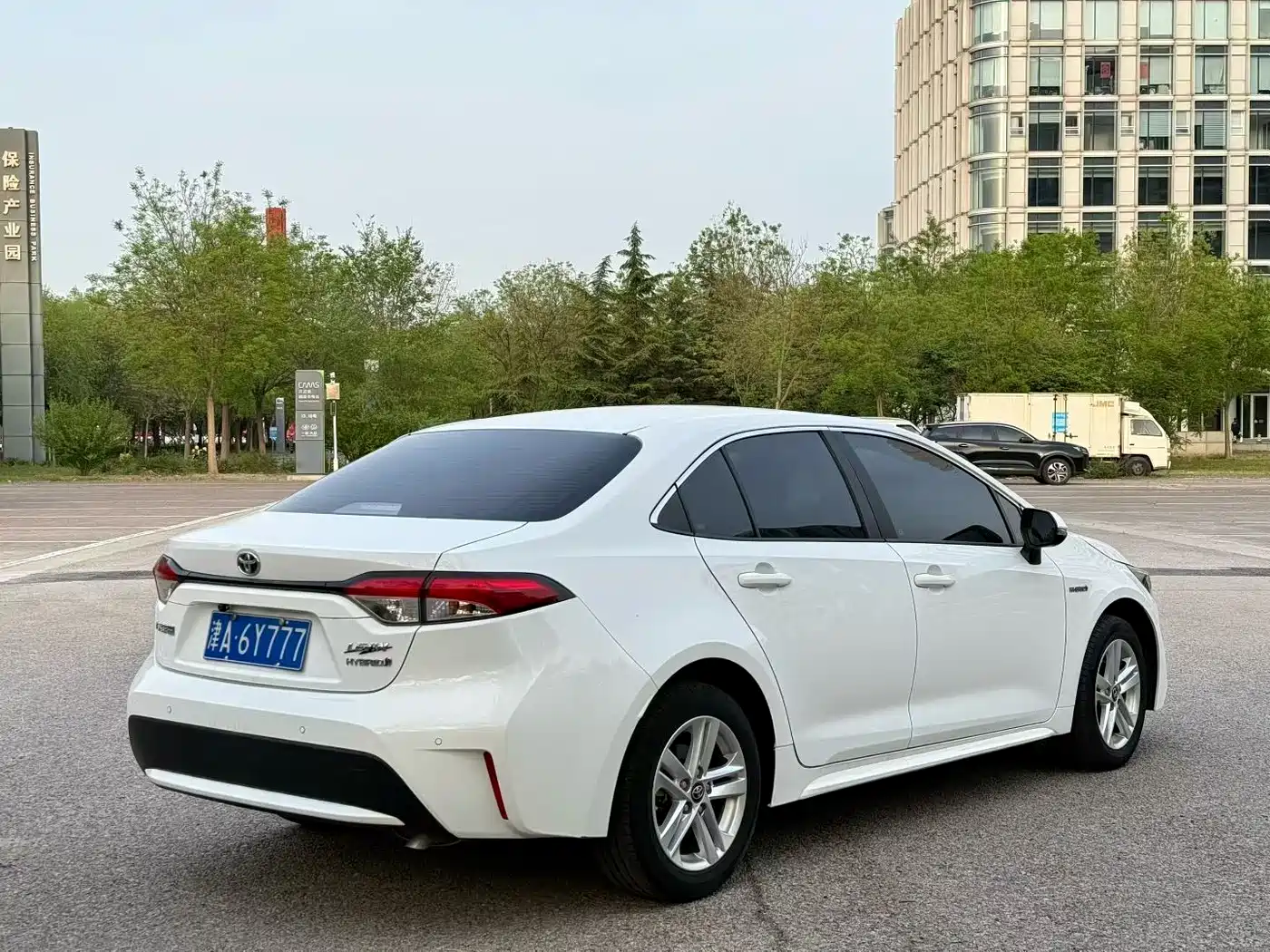 Toyota Levin 2022 Dual Engine 1.8H E-CVT Progressive Edition фото 8