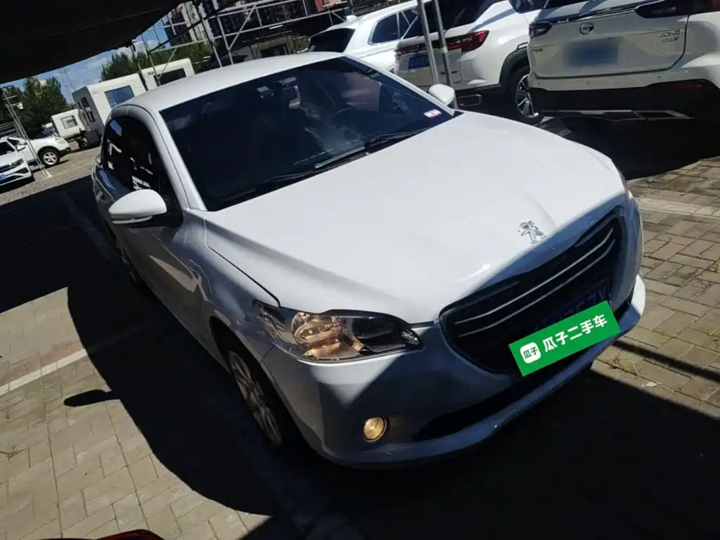 Peugeot 301 2017 2016 1.6L Manual Comfort Edition