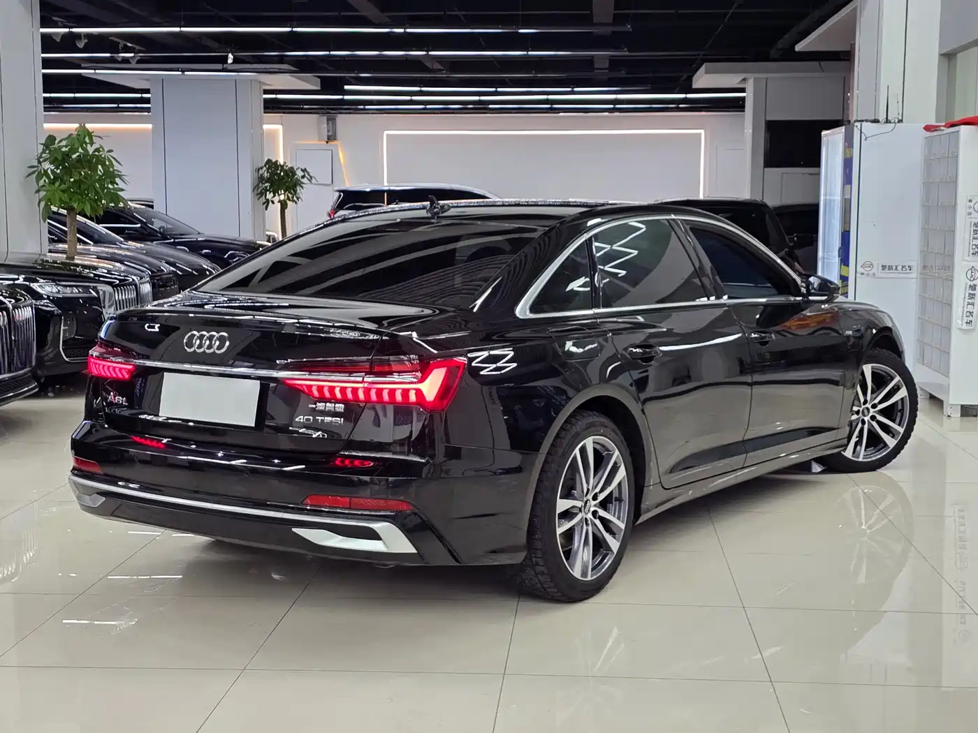 Audi A6L 2024 40 TFSI Luxury Dynamic фото 11