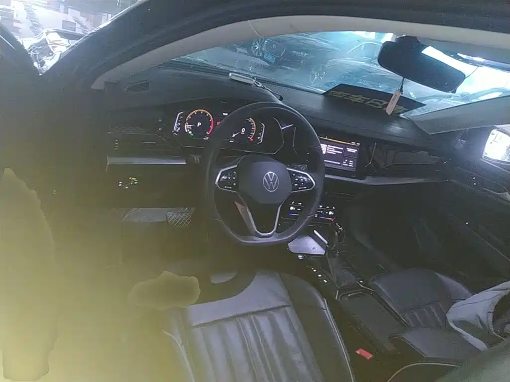 Volkswagen Passat 2023 330TSI Starlight Elite Edition фото 6