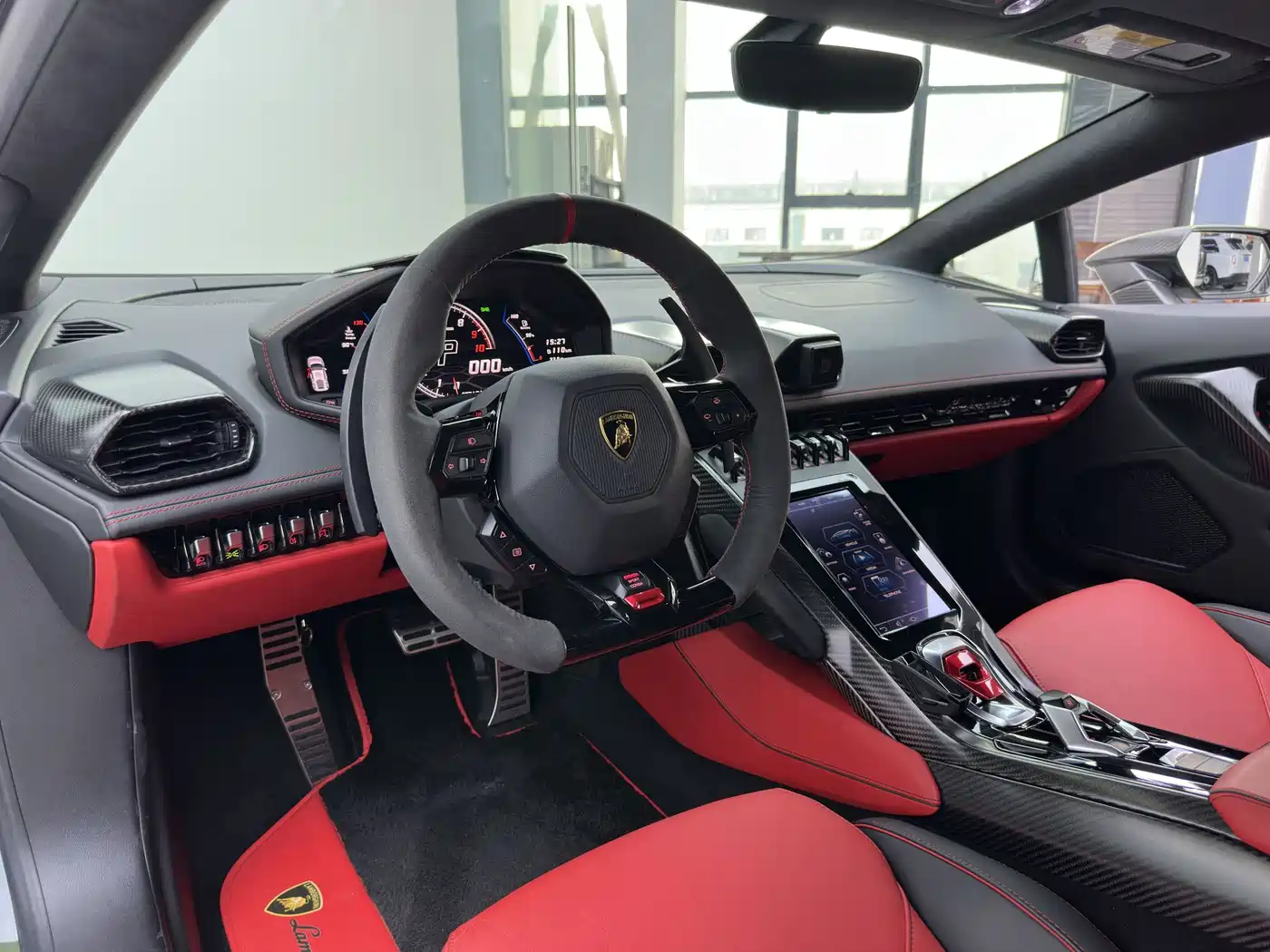 Lamborghini Huracán 2019 Huracán EVO фото 16