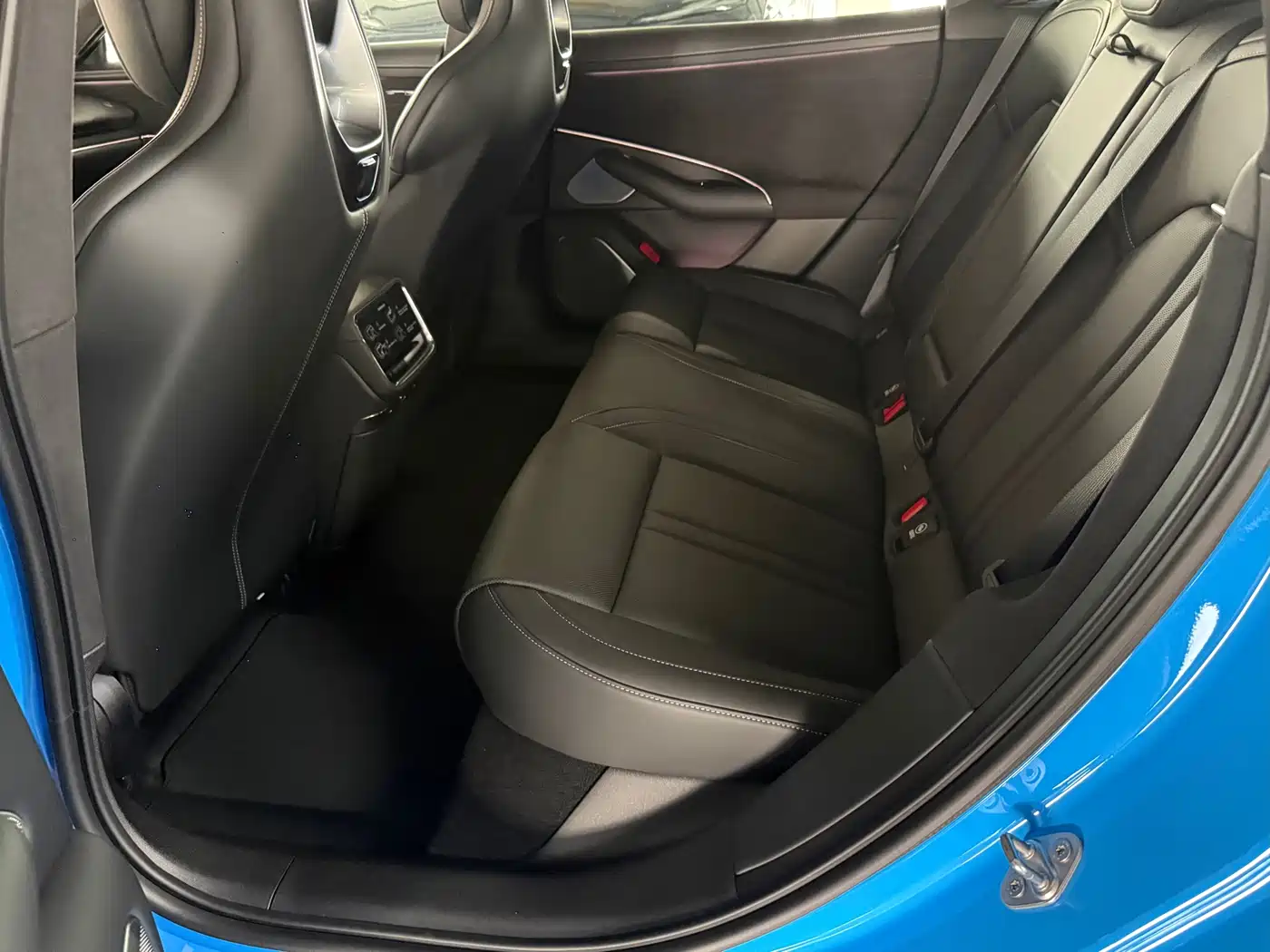 Xiaomi Auto Xiaomi SU7 2026 Rear-Wheel Drive Edition фото 6