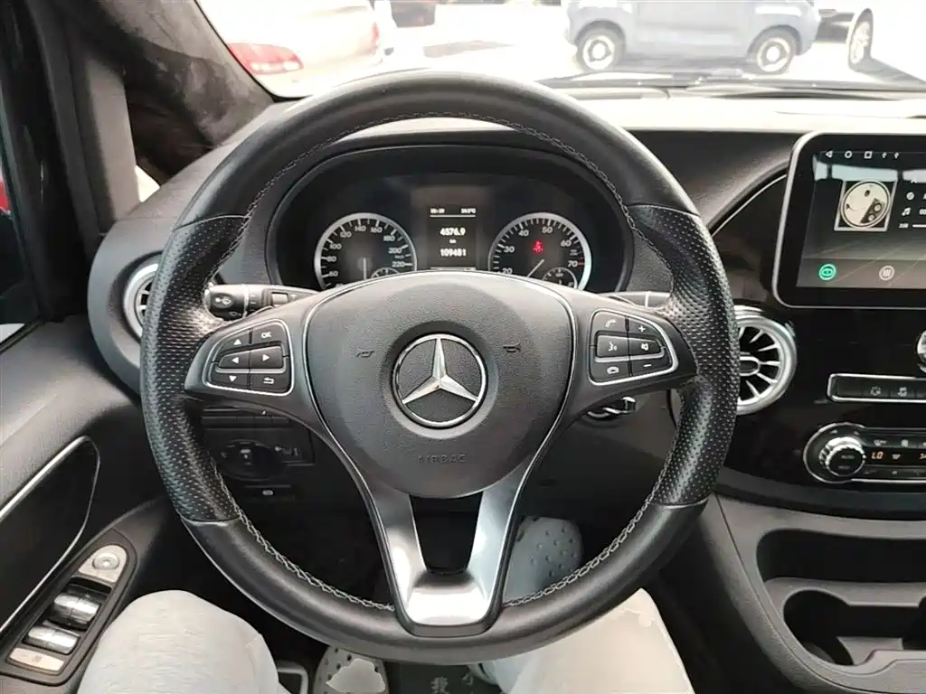 Mercedes-Benz Vito 2018 2.0T Business Edition China VI фото 11