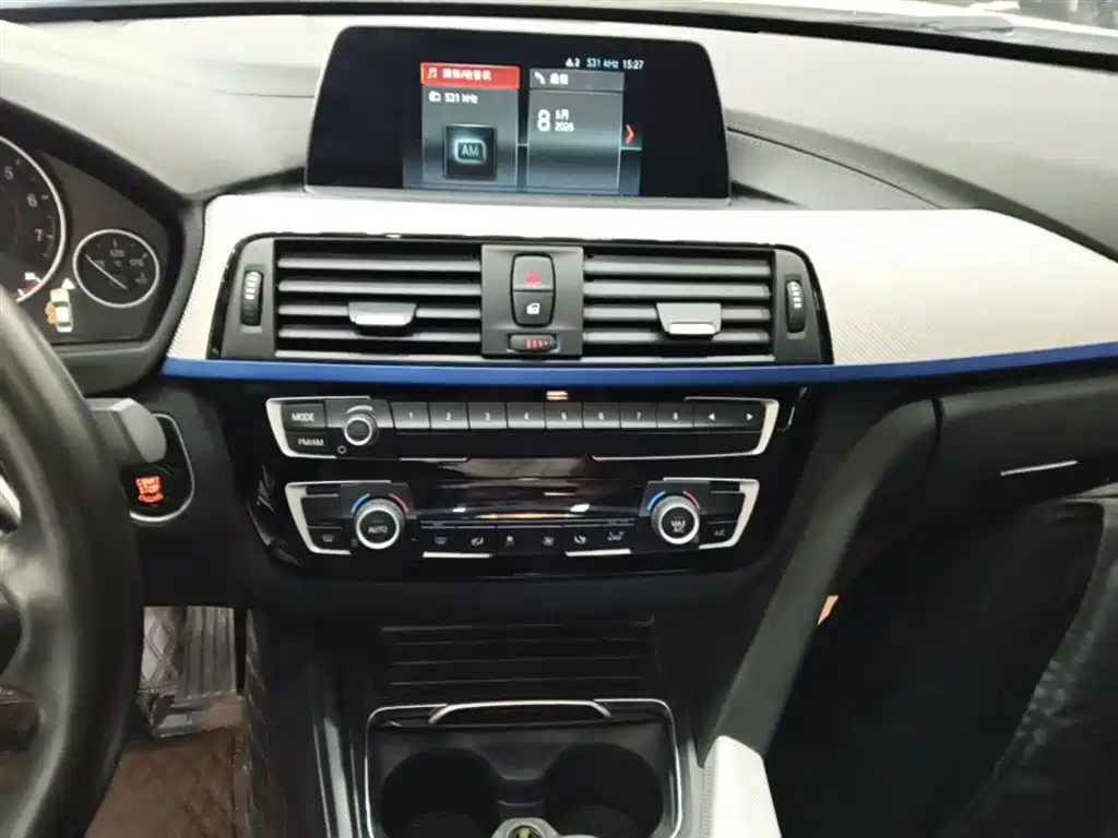 BMW 3 Series 2019 320i M Sport Package фото 13