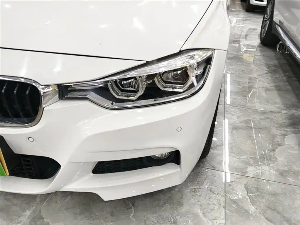 BMW 3 Series 2019 320i M Sport Package фото 24