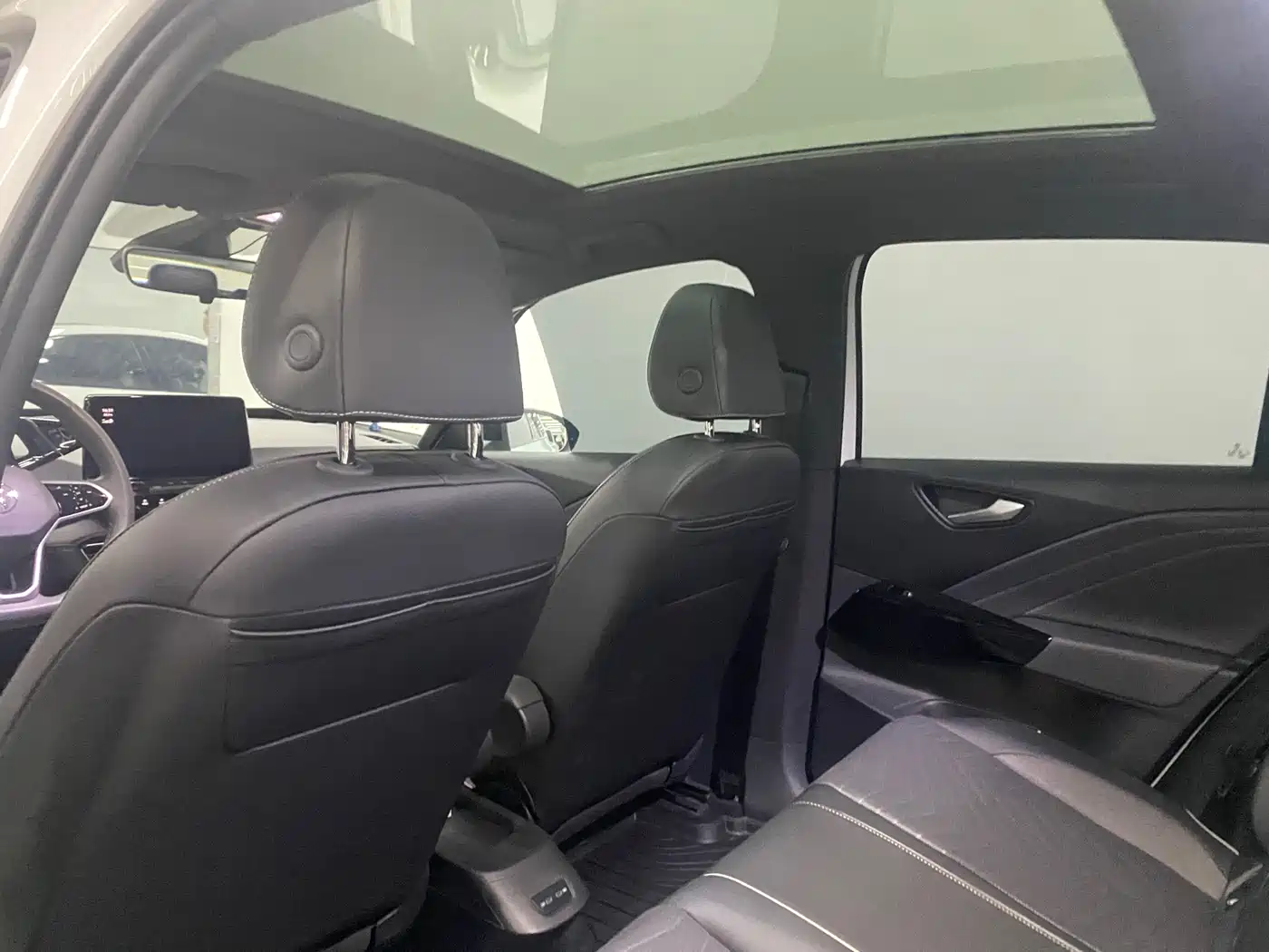Volkswagen ID.3 2024 Outstanding Edition фото 12