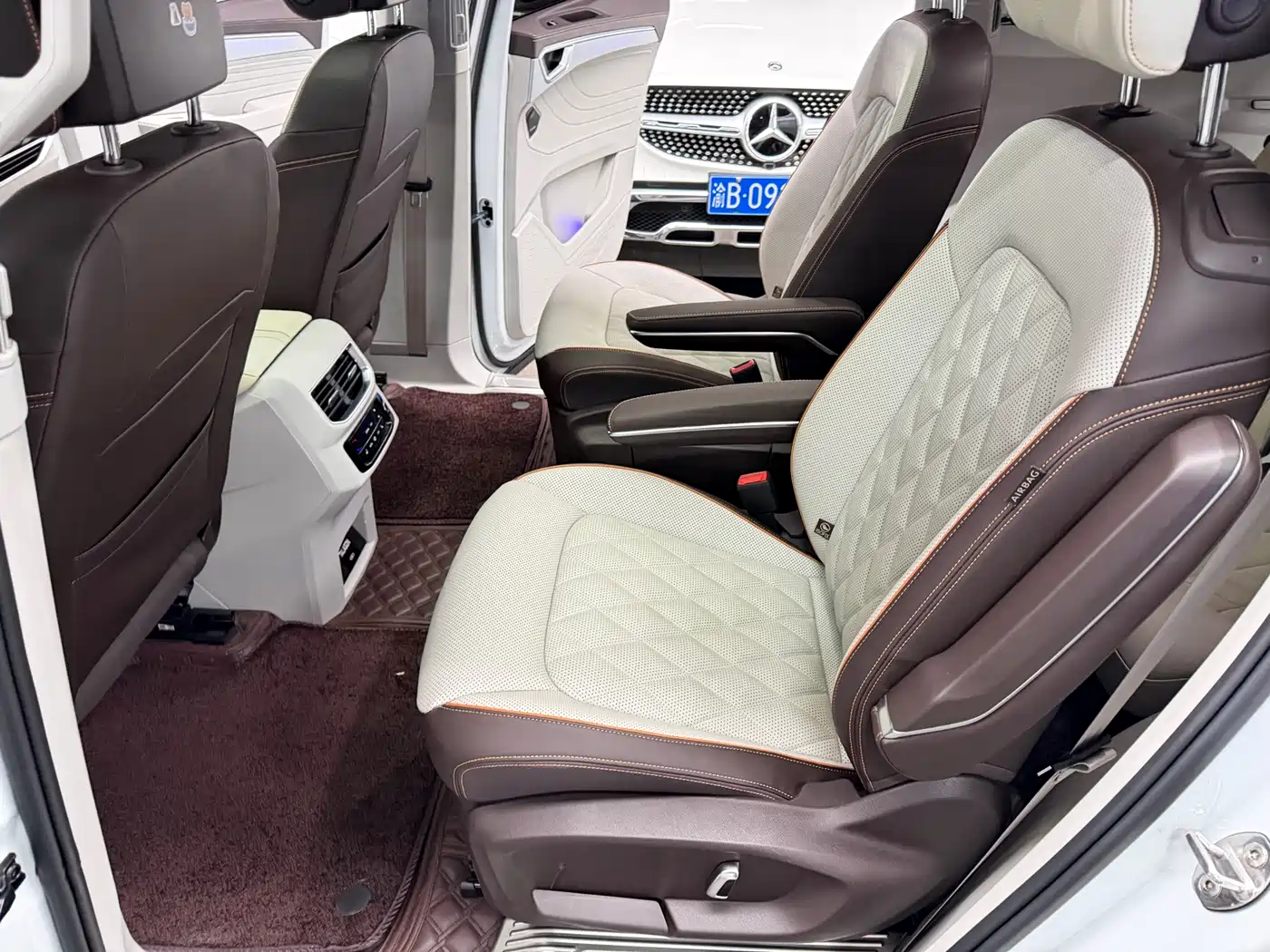 Volkswagen Talagon 2022 380TSI 4WD Flagship Victory Edition 6-seater фото 14