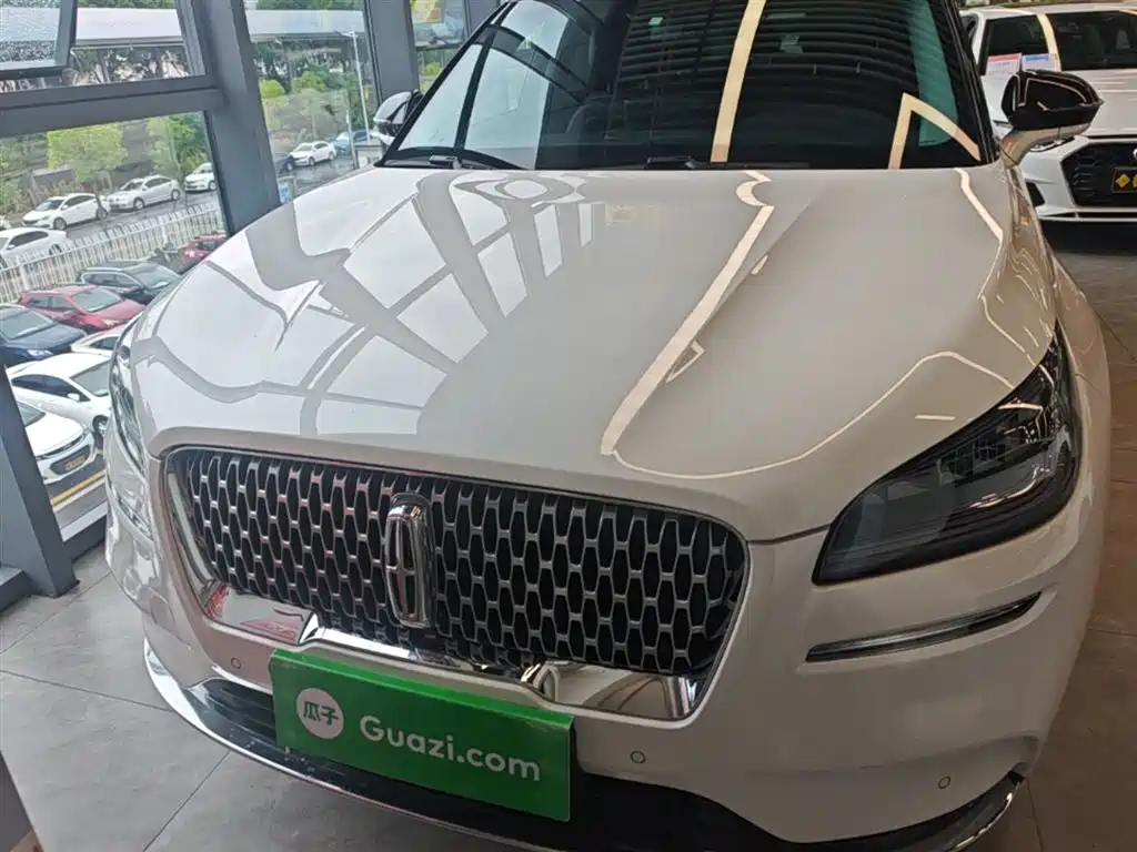 LINCOLN ADVENTURER
