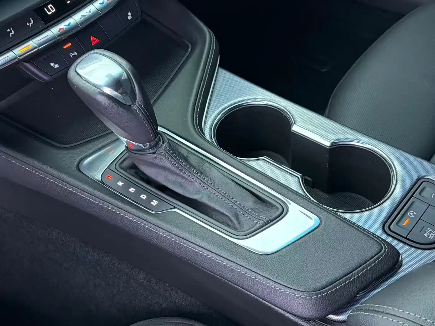 Cadillac CT4 2023 25T Luxury Model фото 9