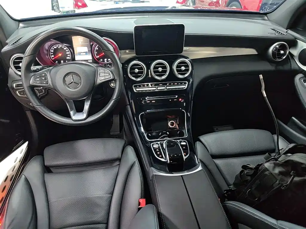 Mercedes-Benz GLC 2018 GLC 200 4MATIC фото 10