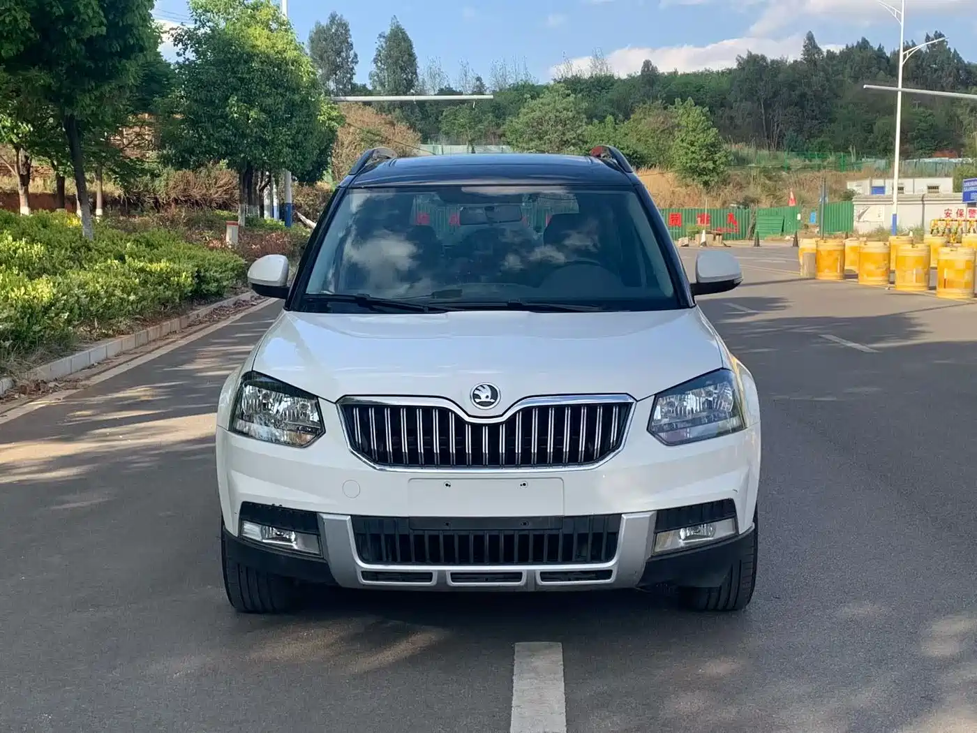 Škoda Yeti 2014 1.8TSI DSG Polar Edition фото 2