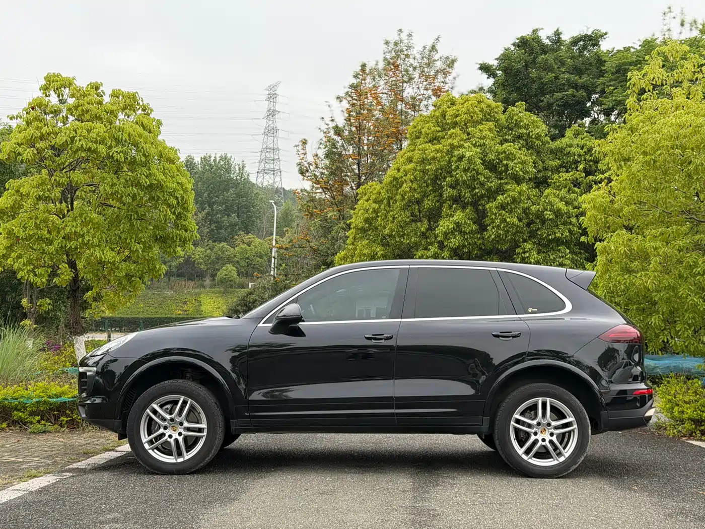Porsche Cayenne 2016 Cayenne Platinum Edition 3.0T фото 7