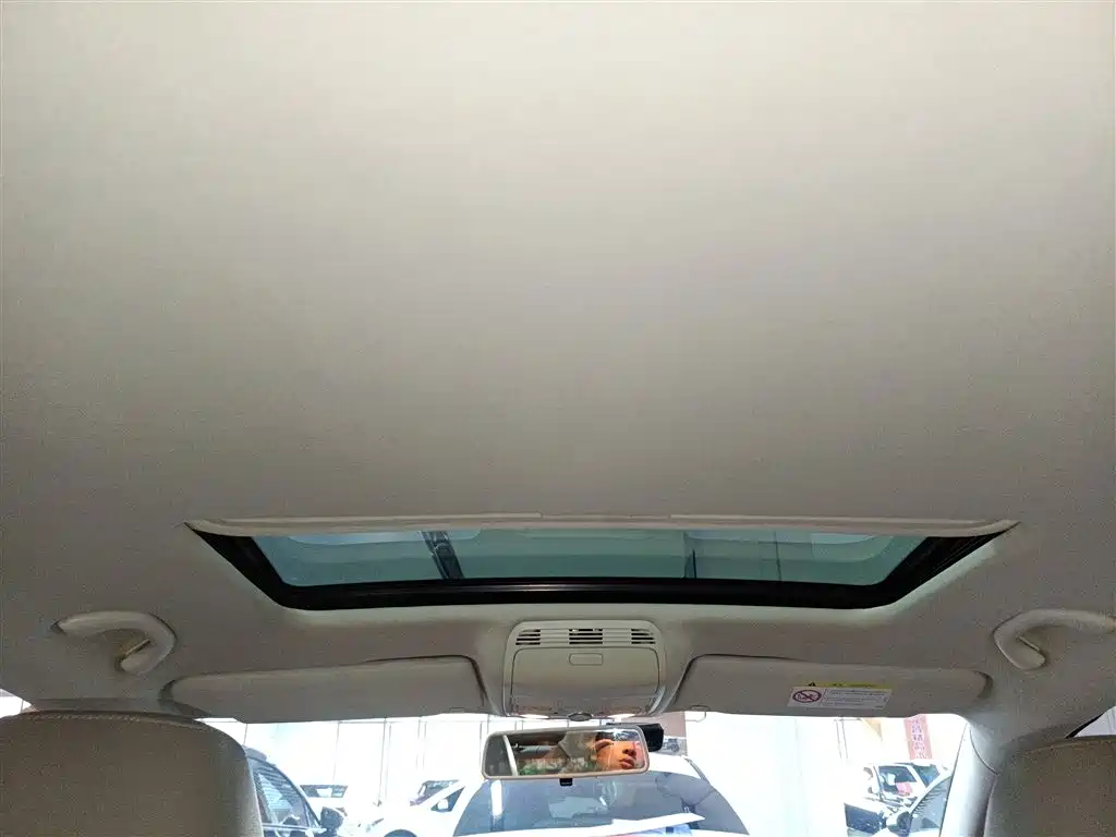 Volkswagen Magotan 2015 Facelift 1.8TSI Luxury фото 14