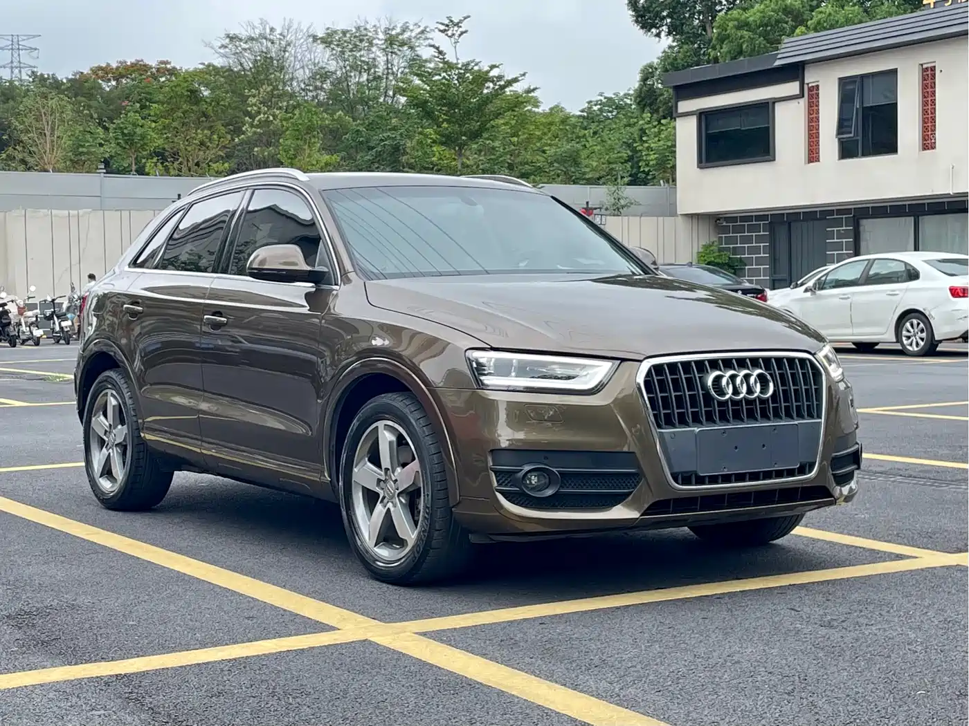 Audi Q3 2016 35 TFSI Fashion фото 3