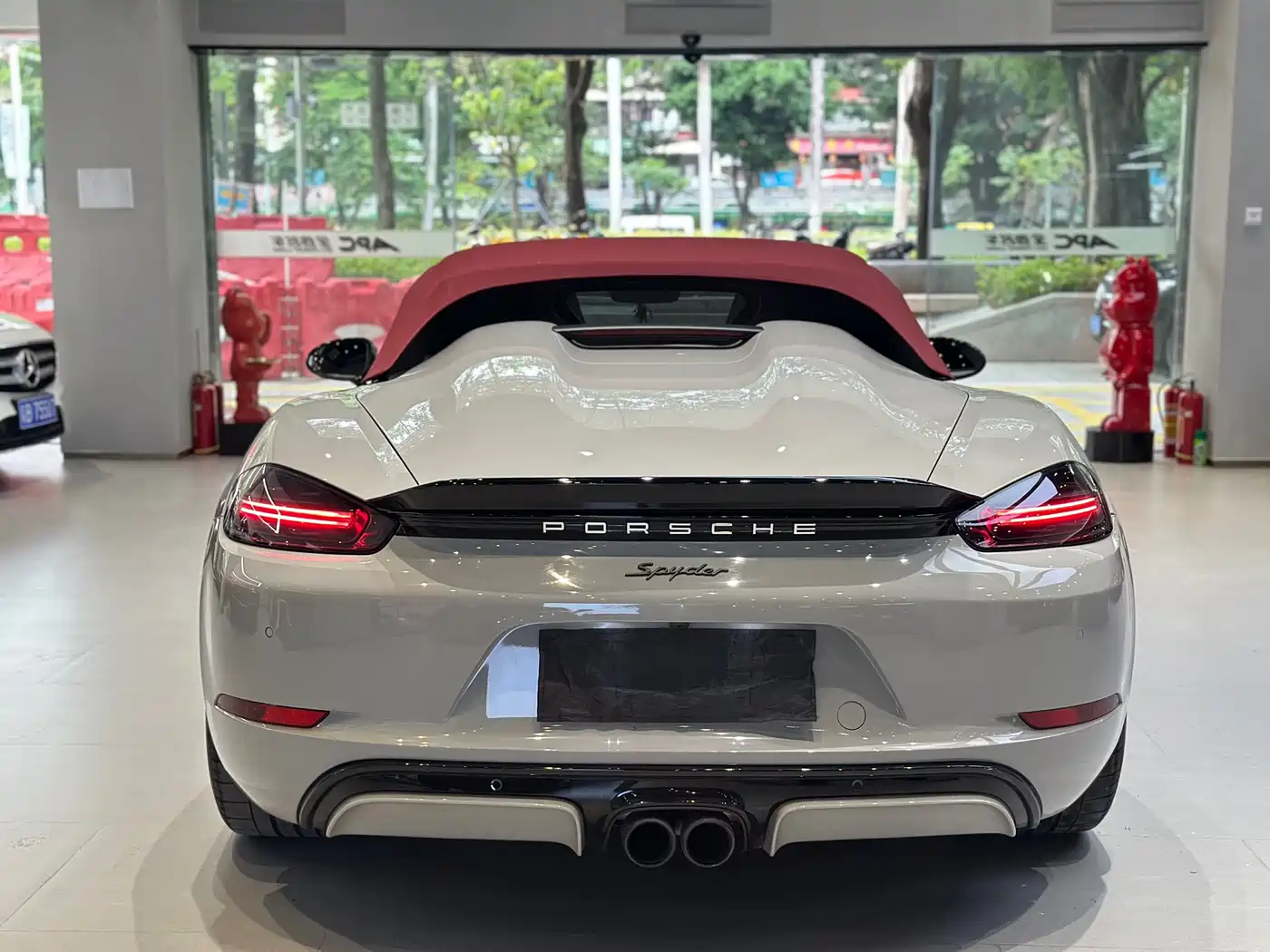 Porsche 718 2022 Spyder 2.0T фото 7