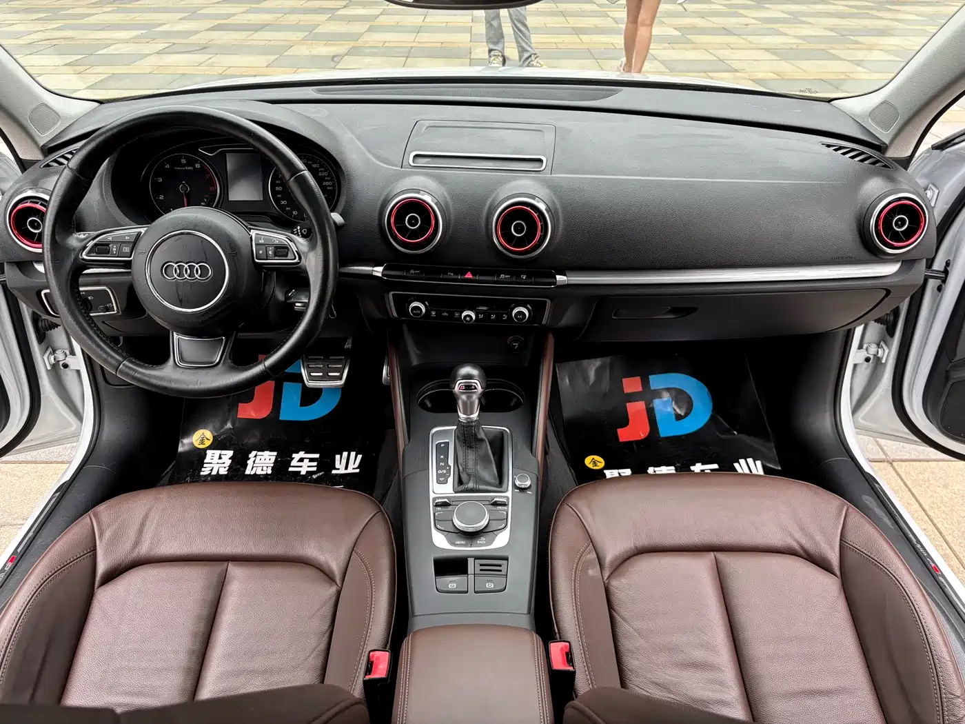 Audi A3 2015 Limousine 40 TFSI Automatic Comfort фото 11