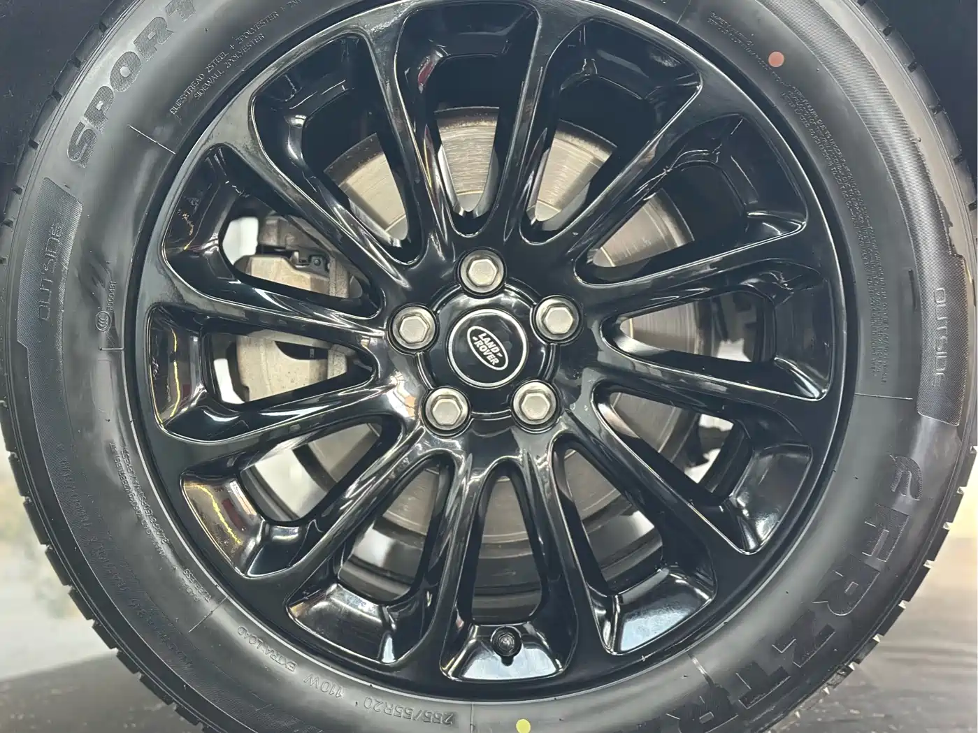 Land Rover Range Rover Sport 2019 3.0 SC V6 Special Edition фото 23