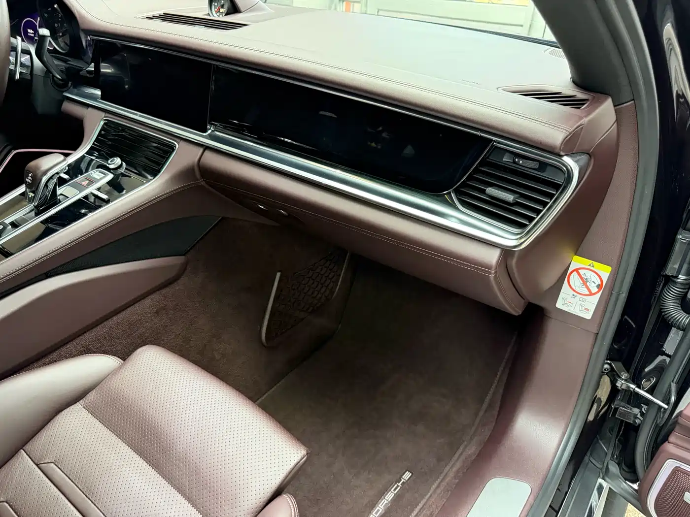 Porsche Panamera 2022 Panamera 4 Executive Long Wheelbase 2.9T фото 51