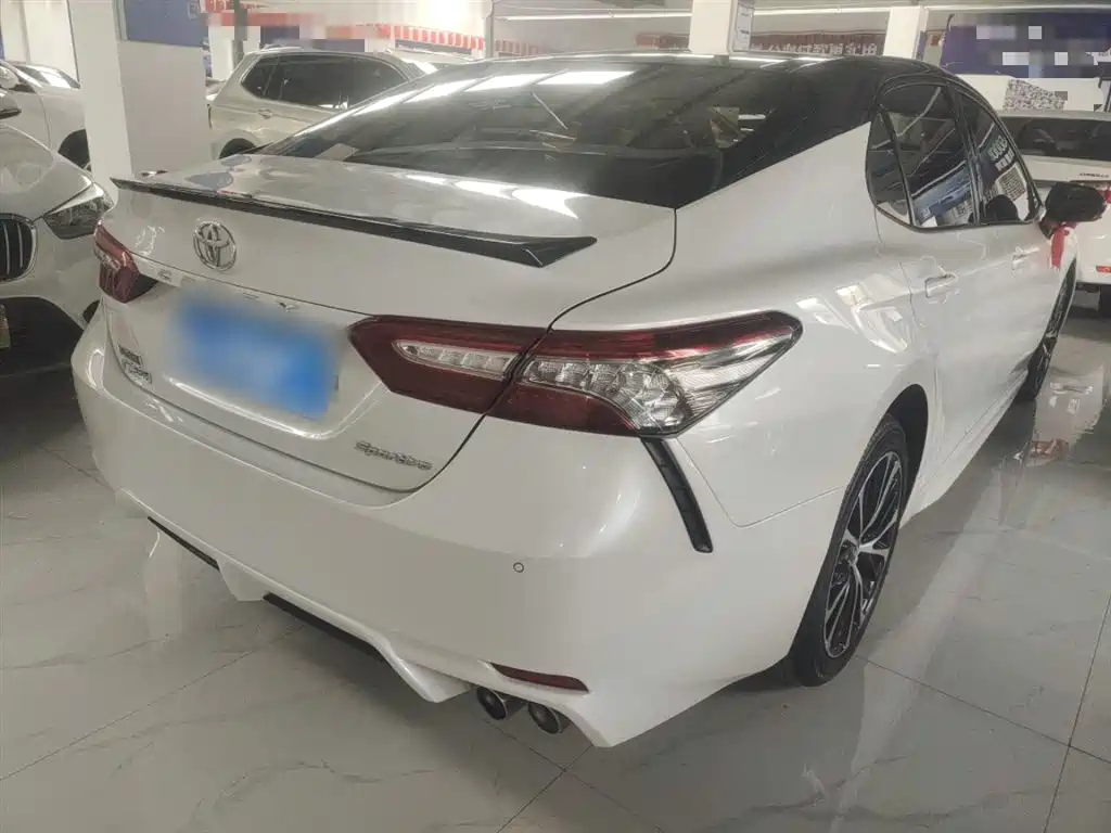 Toyota Camry 2018 2.0S Sport Edition фото 7