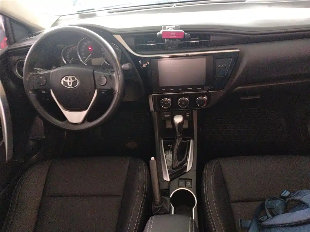 Toyota Levin 2017 Facelift 185T CVT Elite (China V) фото 10