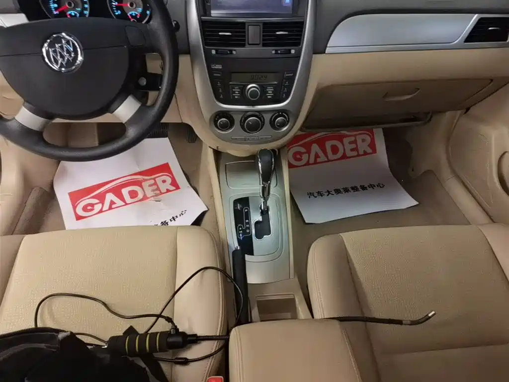 Buick Excelle 2013 1.5L Automatic Classic фото 14