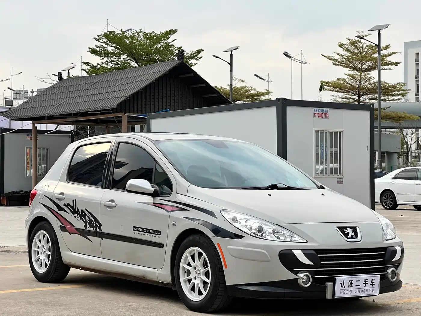 Peugeot 307 2012 Hatchback 1.6L Manual Comfort фото 3