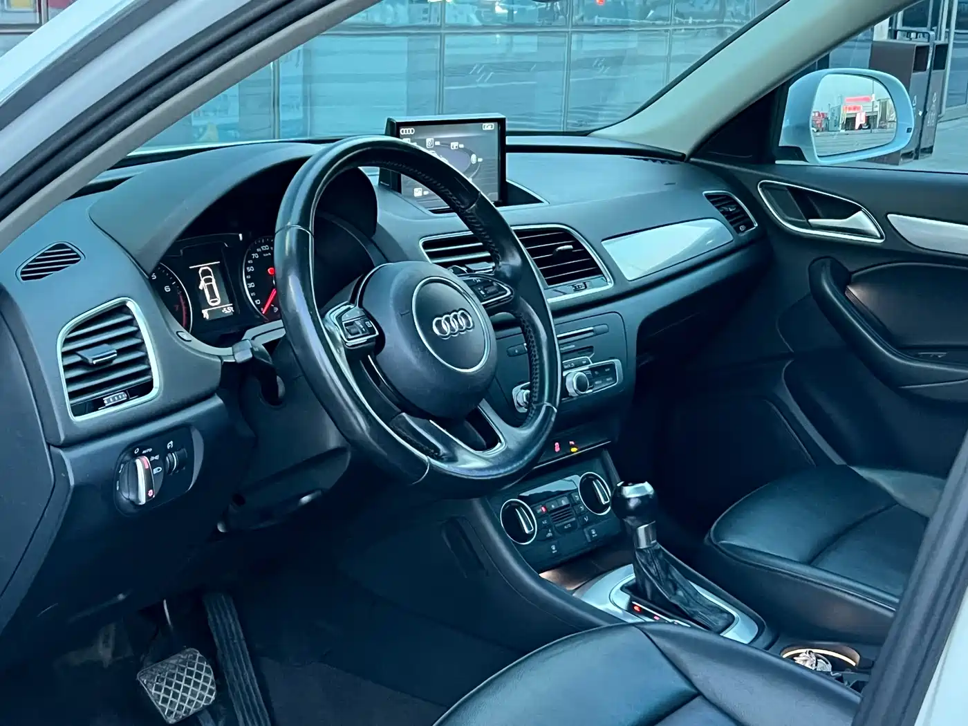 Audi Q3 2016 35 TFSI Style фото 8